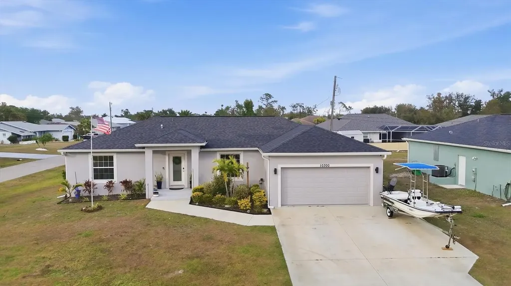 10300 Sandrift Avenue Englewood FL 34224
