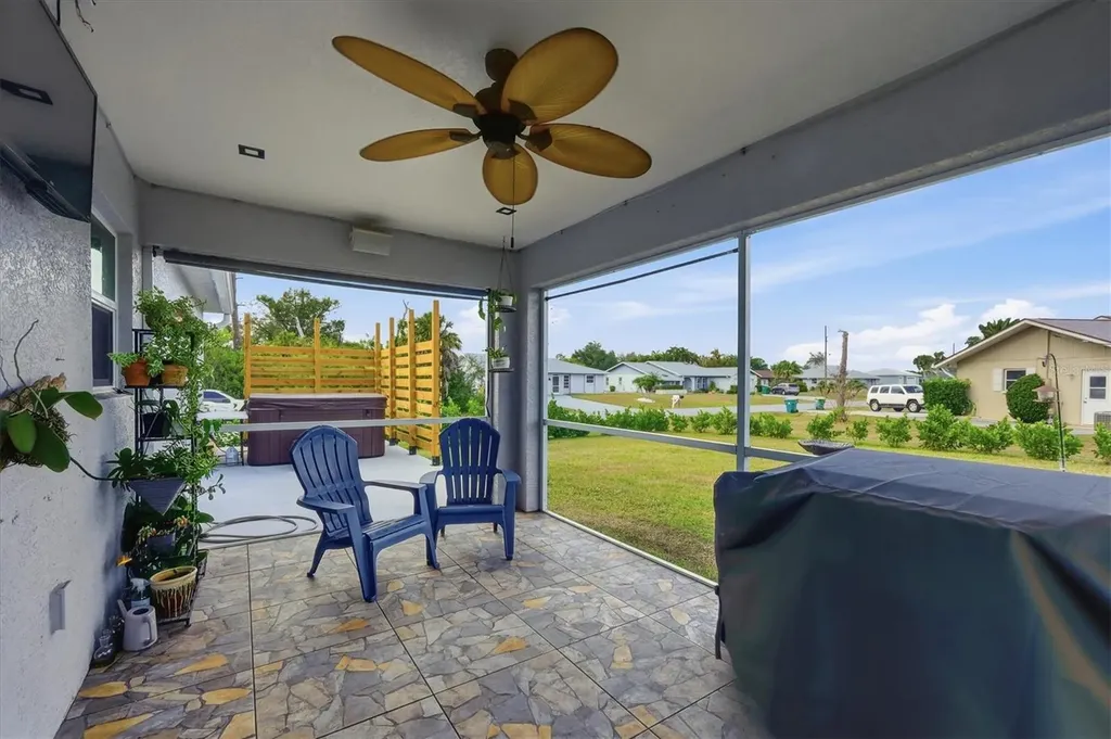 10300 Sandrift Avenue Englewood FL 34224