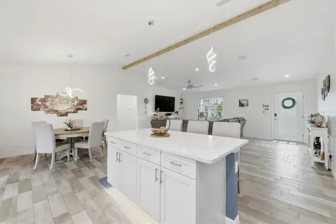 10300 Sandrift Avenue Englewood FL 34224