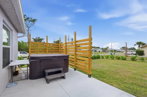 10300 Sandrift Avenue Englewood FL 34224