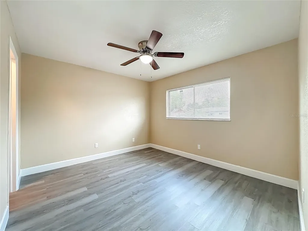 4052 Castlegate Drive Orlando FL 32839