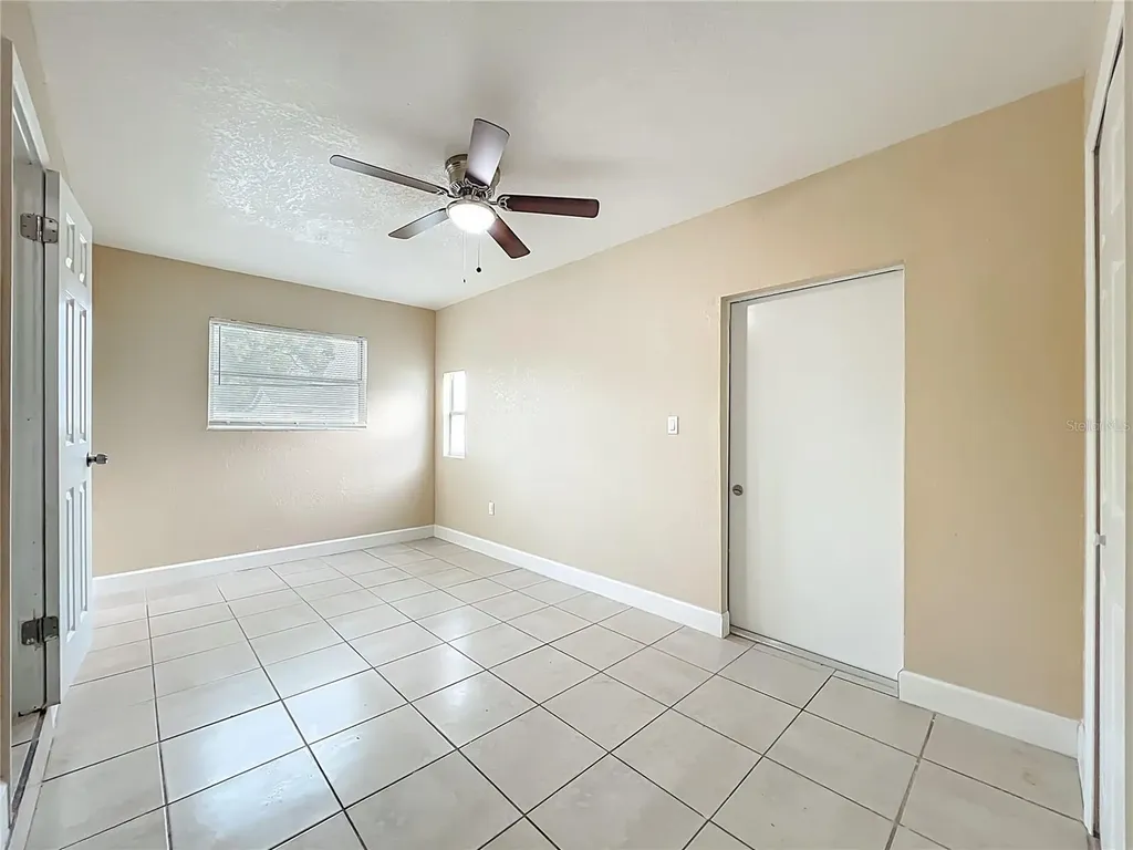 4052 Castlegate Drive Orlando FL 32839