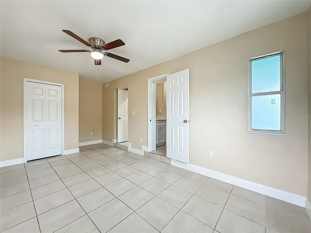 4052 Castlegate Drive Orlando FL 32839