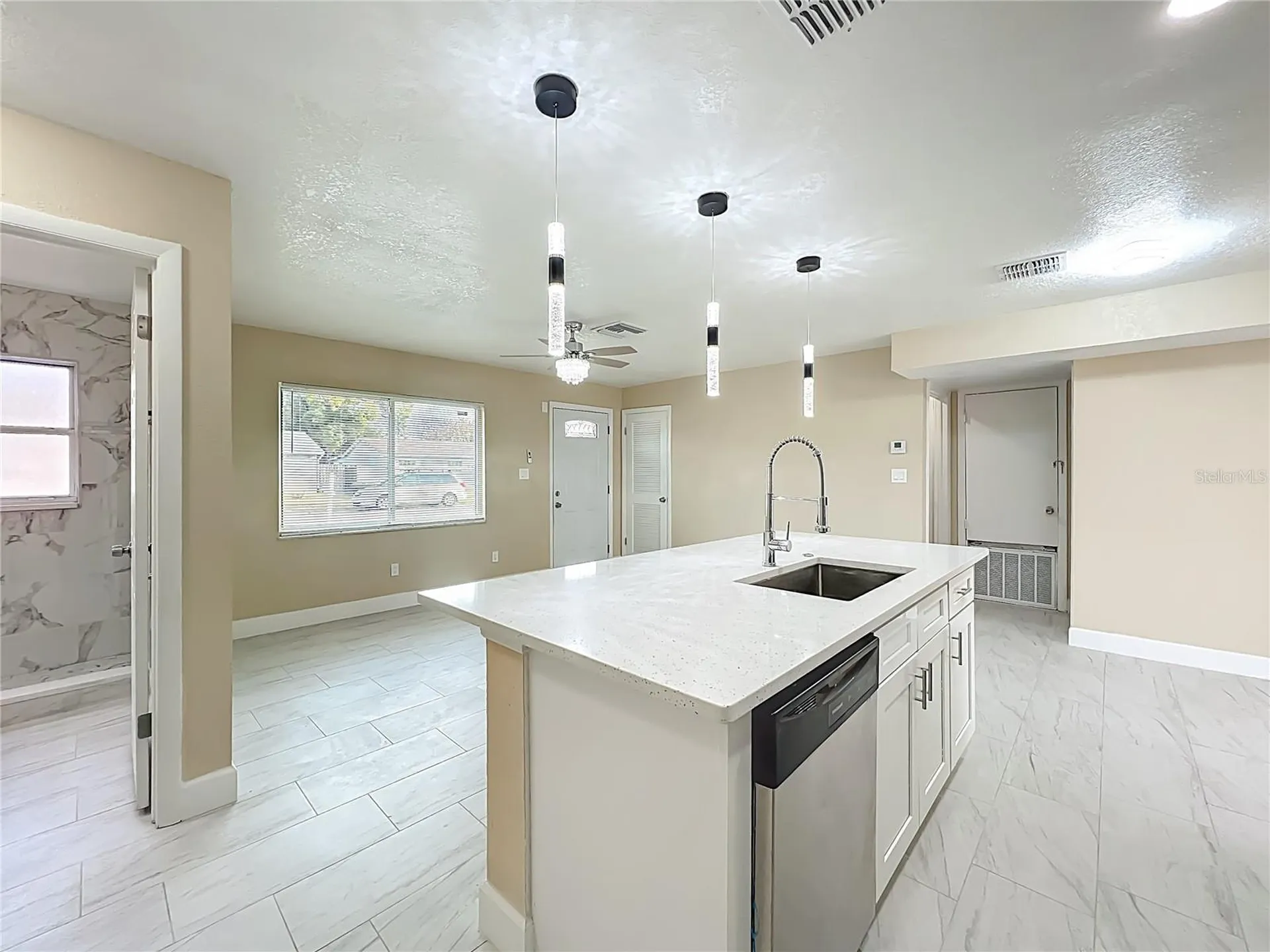 4052 Castlegate Drive Orlando FL 32839