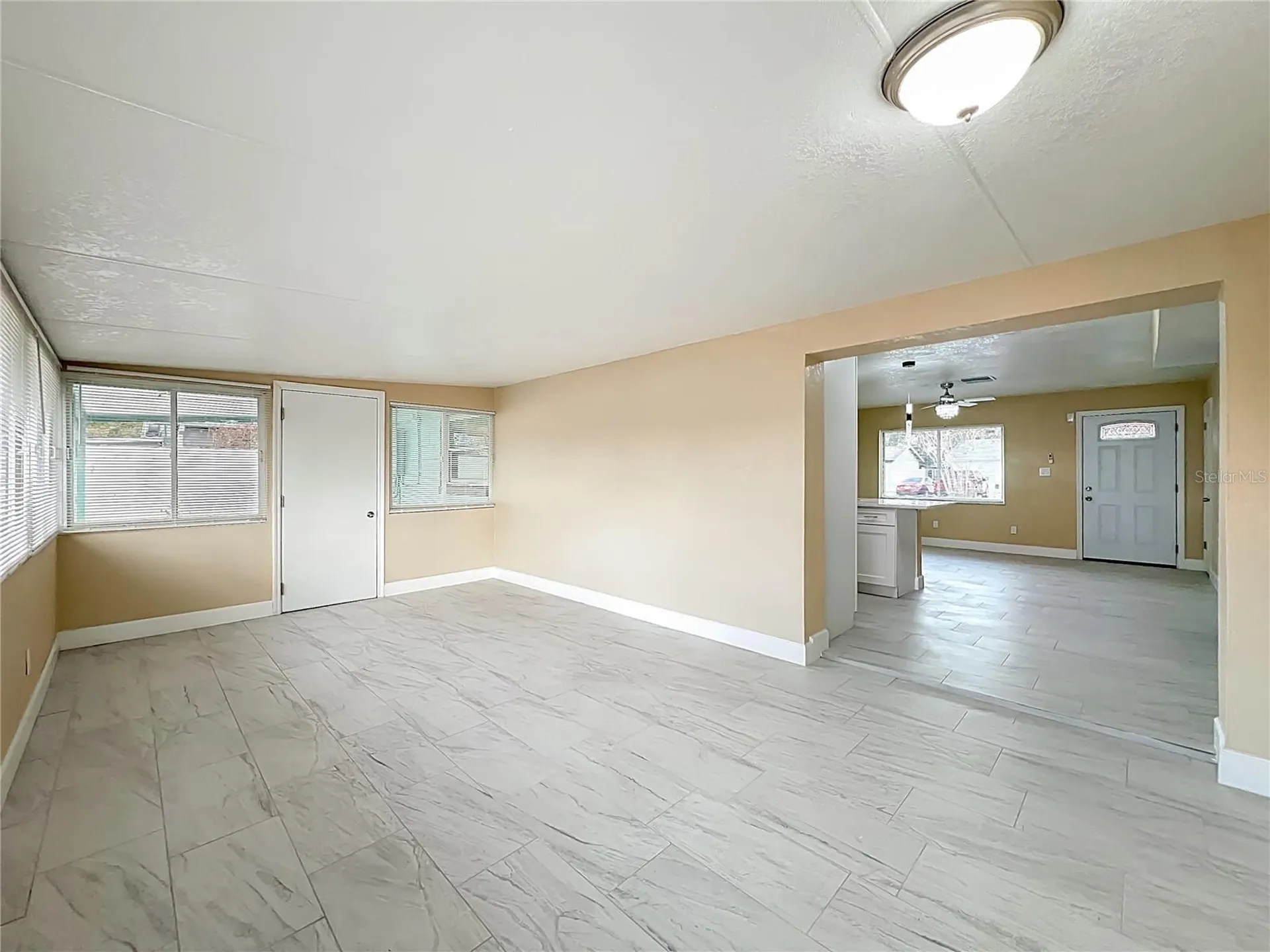 4052 Castlegate Drive Orlando FL 32839