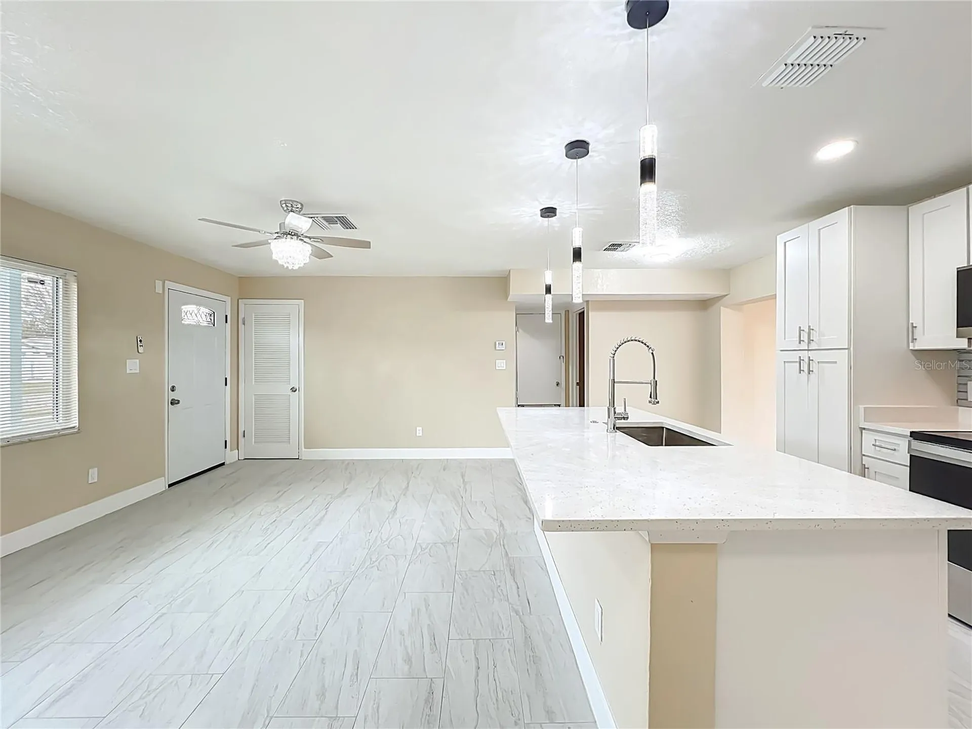 4052 Castlegate Drive Orlando FL 32839