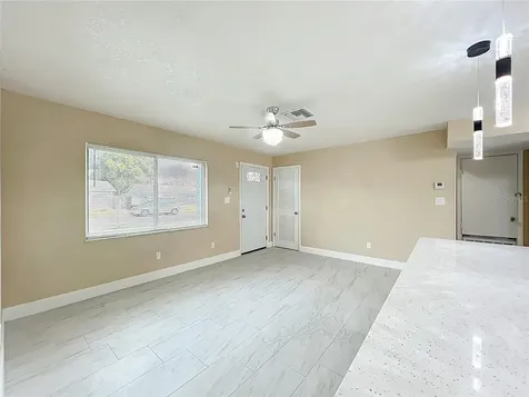 4052 Castlegate Drive Orlando FL 32839