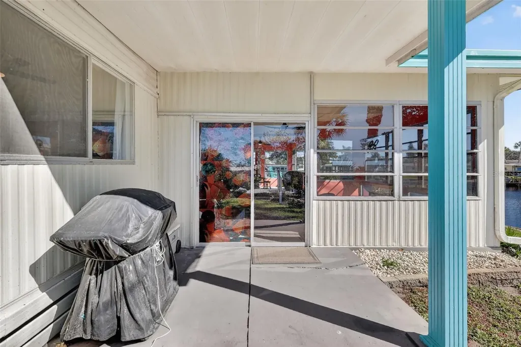 1050 Shawn Court Tavares FL 32778