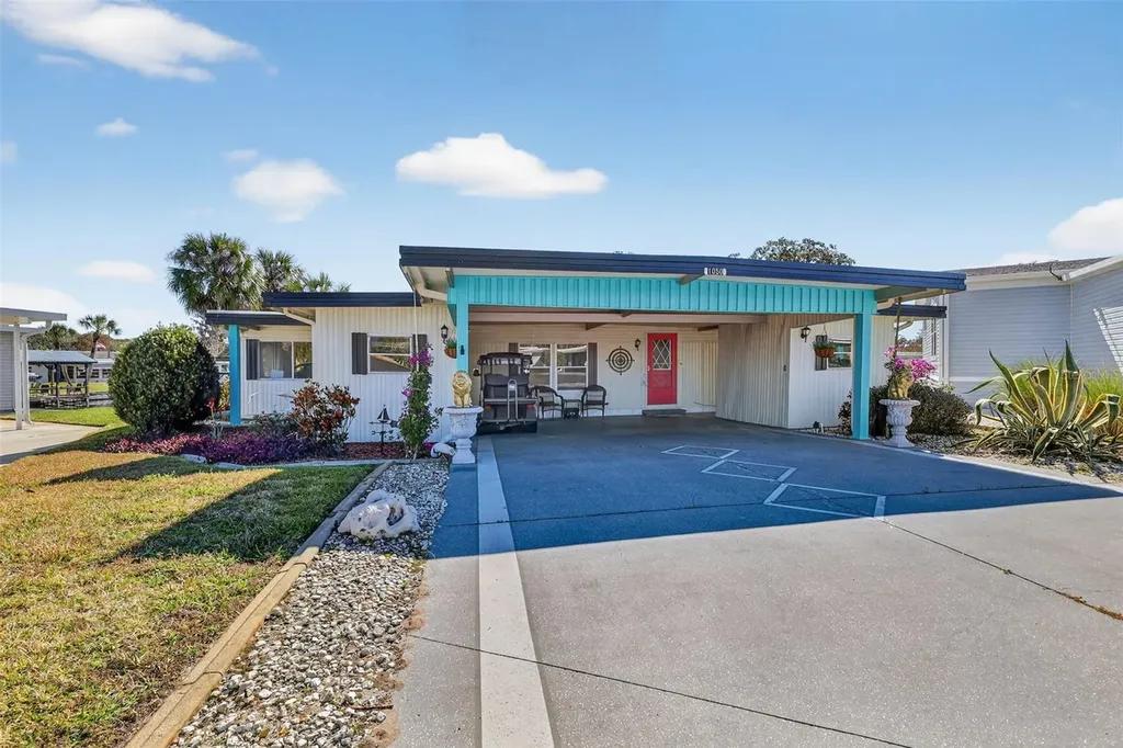 1050 Shawn Court Tavares FL 32778
