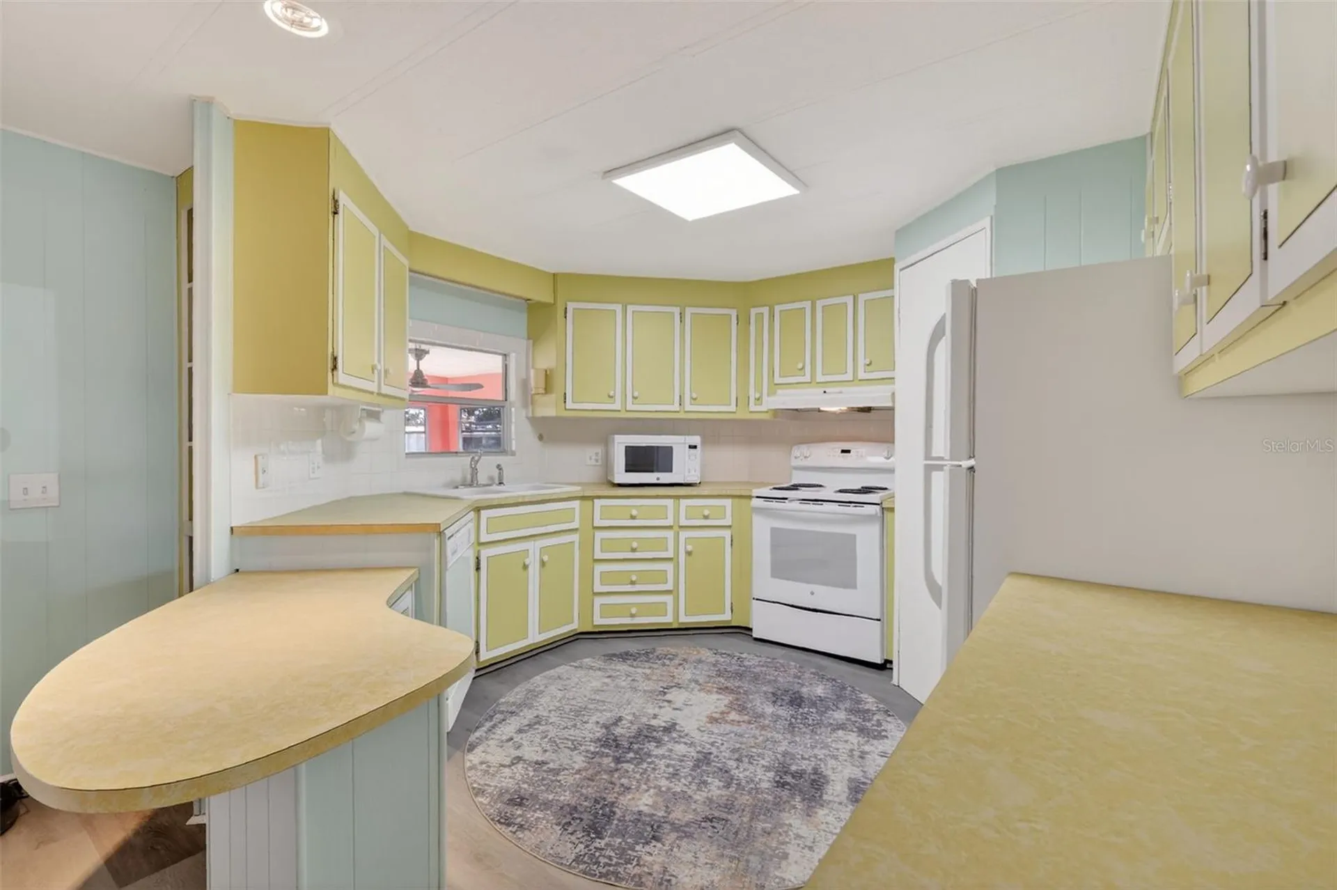 1050 Shawn Court Tavares FL 32778