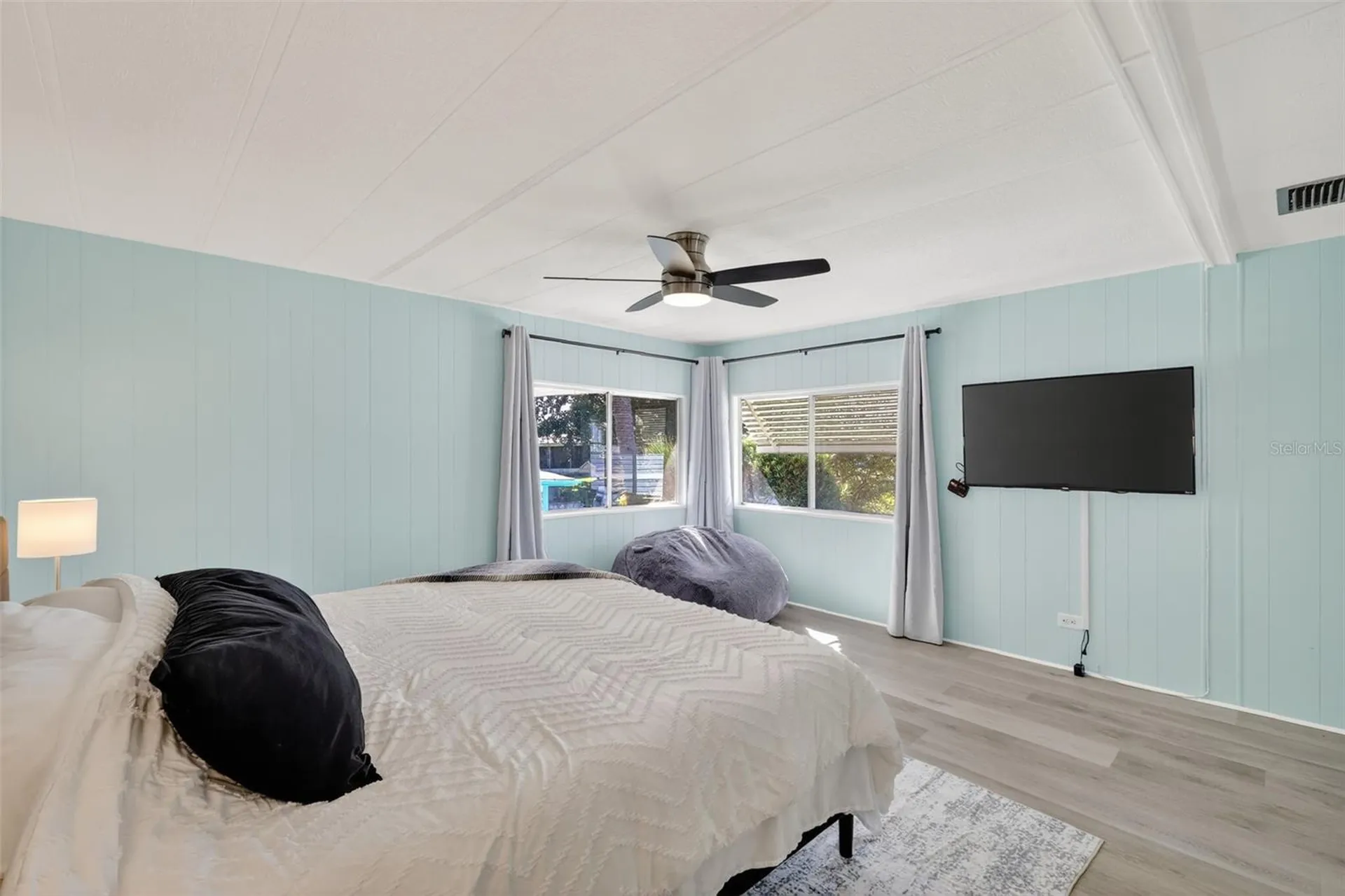 1050 Shawn Court Tavares FL 32778