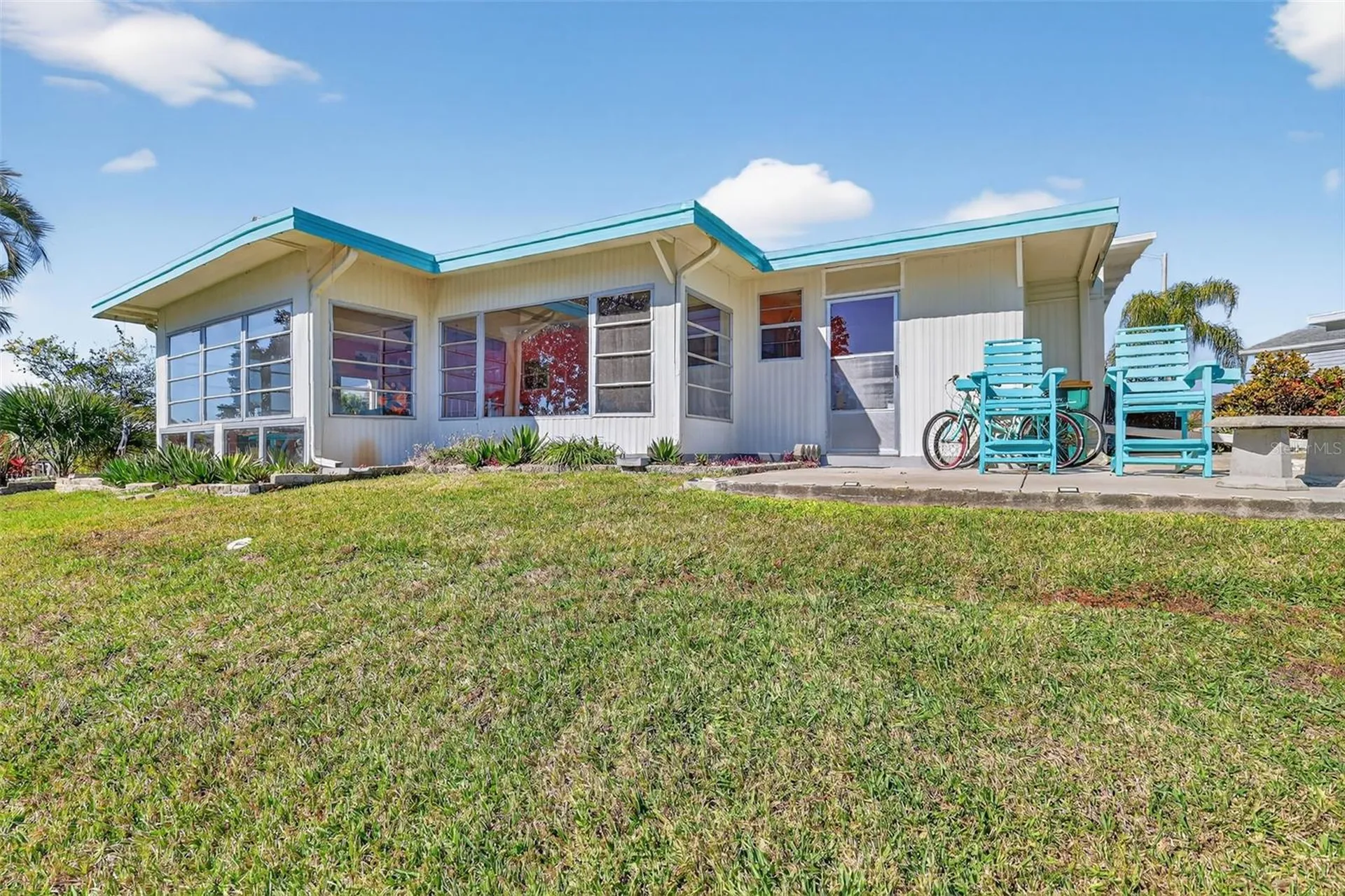 1050 Shawn Court Tavares FL 32778