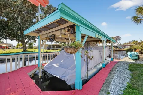 1050 Shawn Court Tavares FL 32778