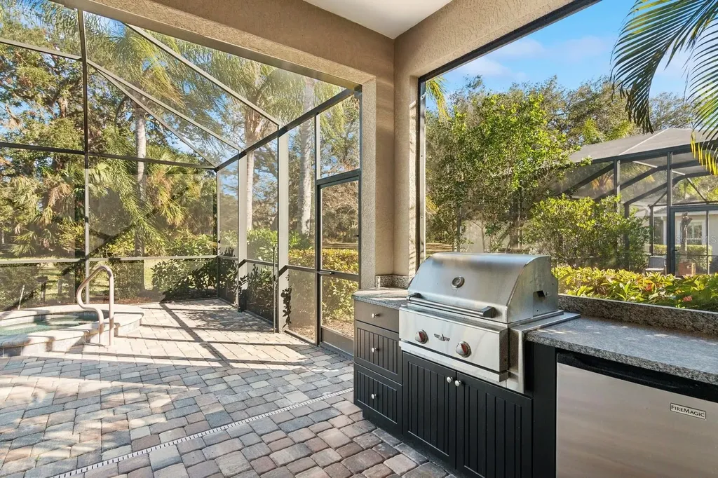 12204 Thornhill Court Lakewood Ranch FL 34202