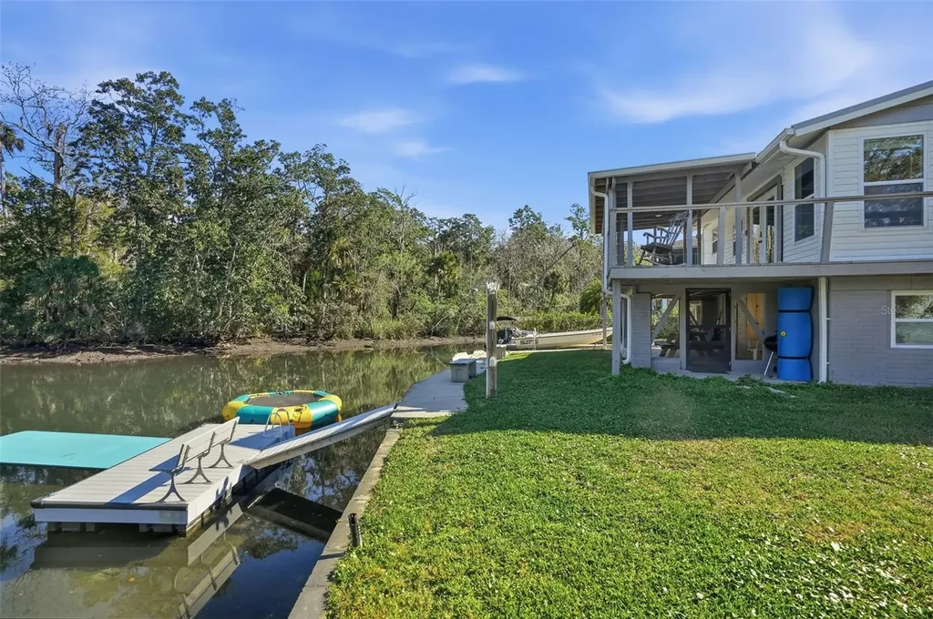 7266 Tropical Drive Weeki Wachee FL 34607