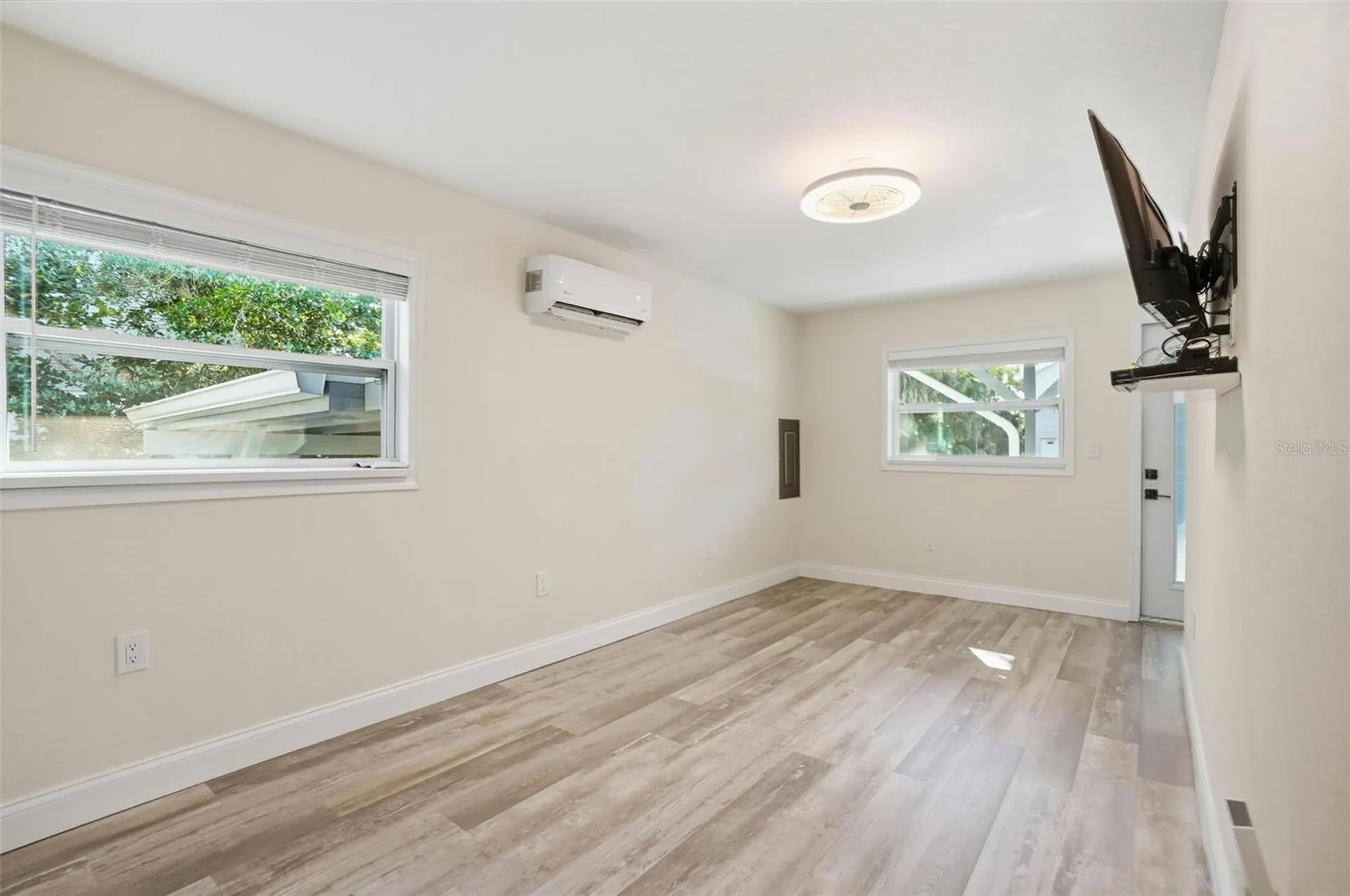 7266 Tropical Drive Weeki Wachee FL 34607