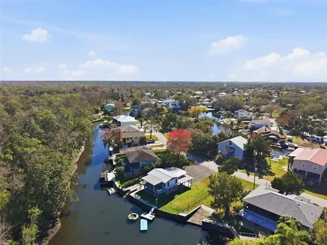 7266 Tropical Drive Weeki Wachee FL 34607
