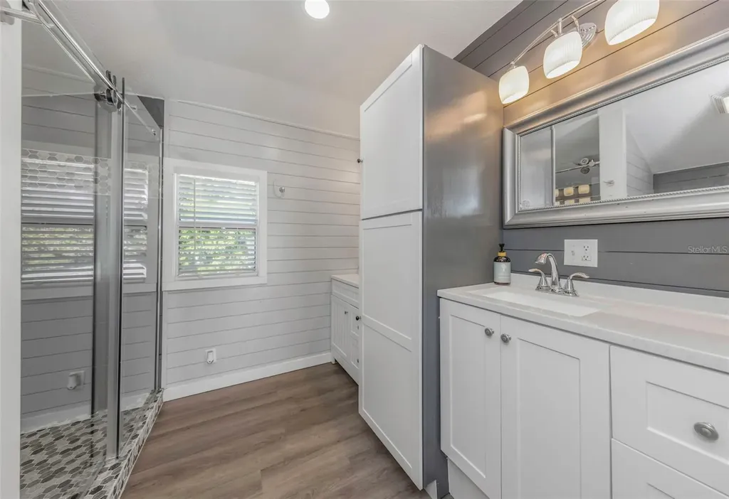 1008 Greenleaf Way Tarpon Springs FL 34689