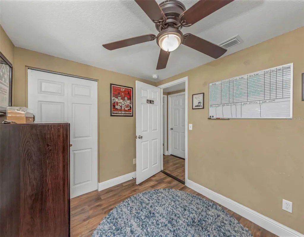 1008 Greenleaf Way Tarpon Springs FL 34689