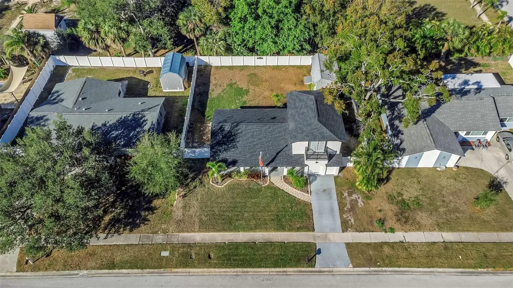 1008 Greenleaf Way Tarpon Springs FL 34689