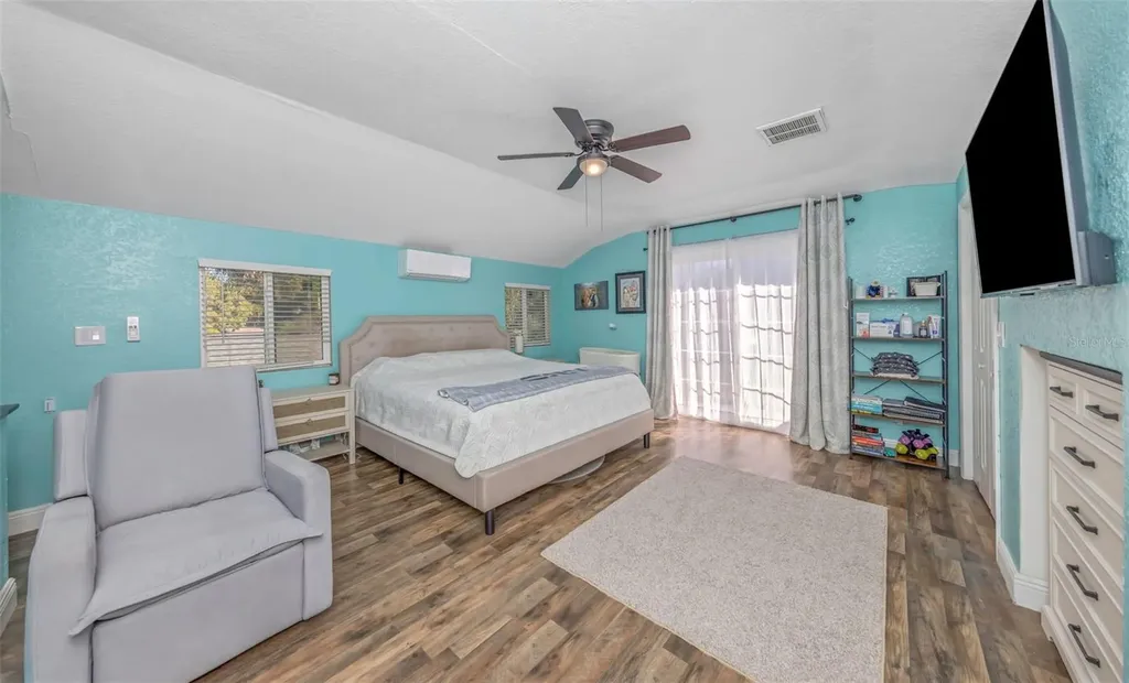 1008 Greenleaf Way Tarpon Springs FL 34689