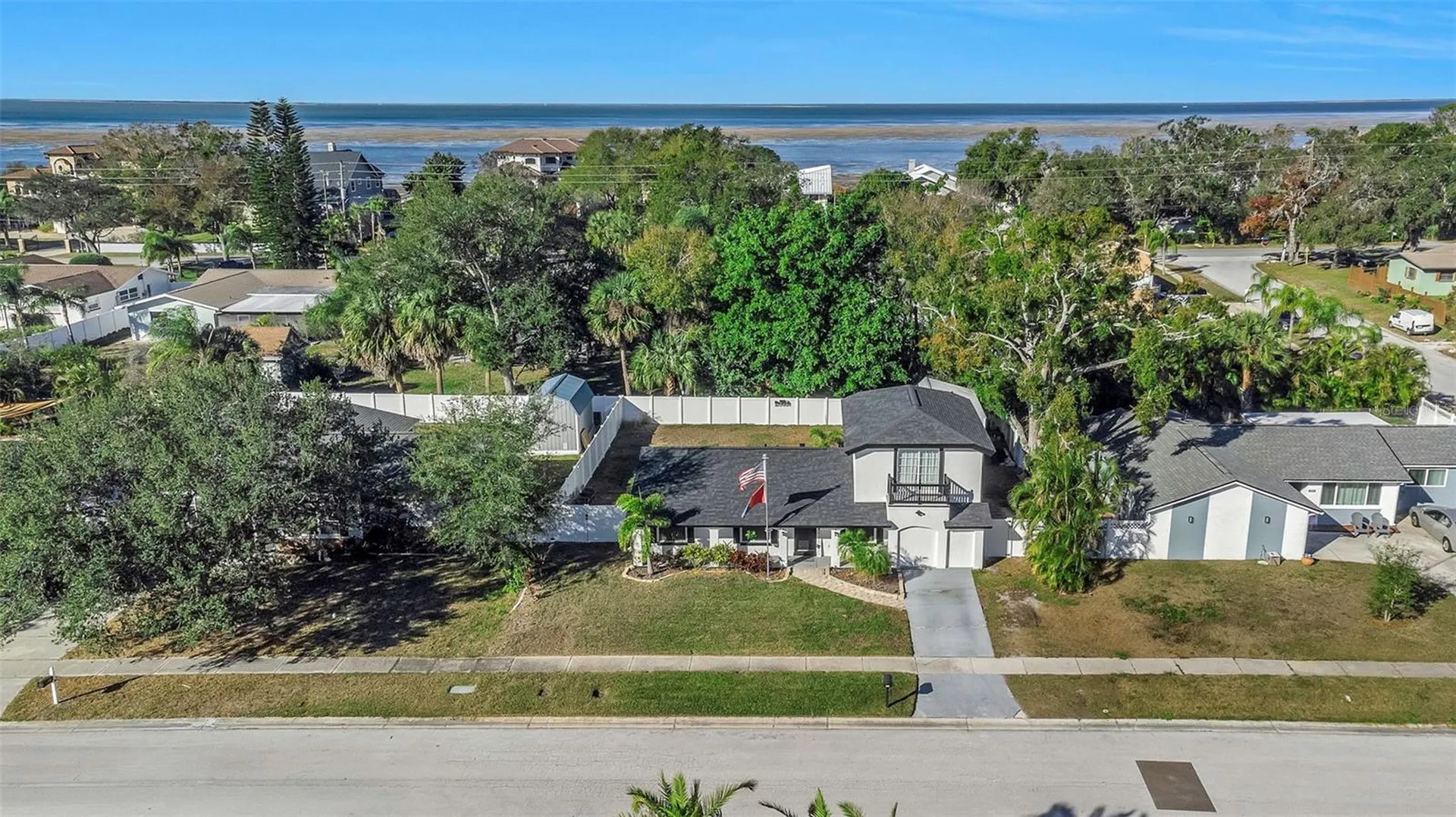 1008 Greenleaf Way Tarpon Springs FL 34689