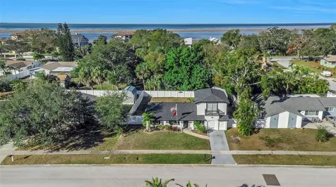1008 Greenleaf Way Tarpon Springs FL 34689