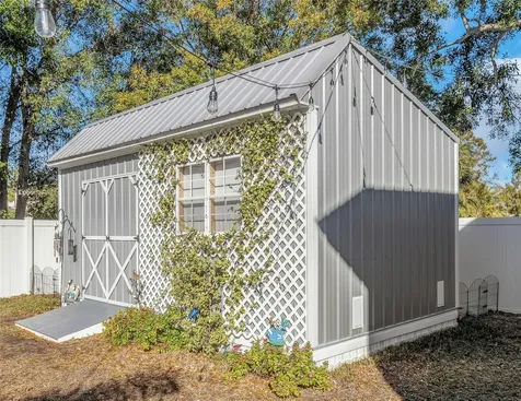 1008 Greenleaf Way Tarpon Springs FL 34689