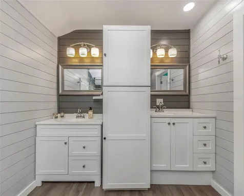 1008 Greenleaf Way Tarpon Springs FL 34689