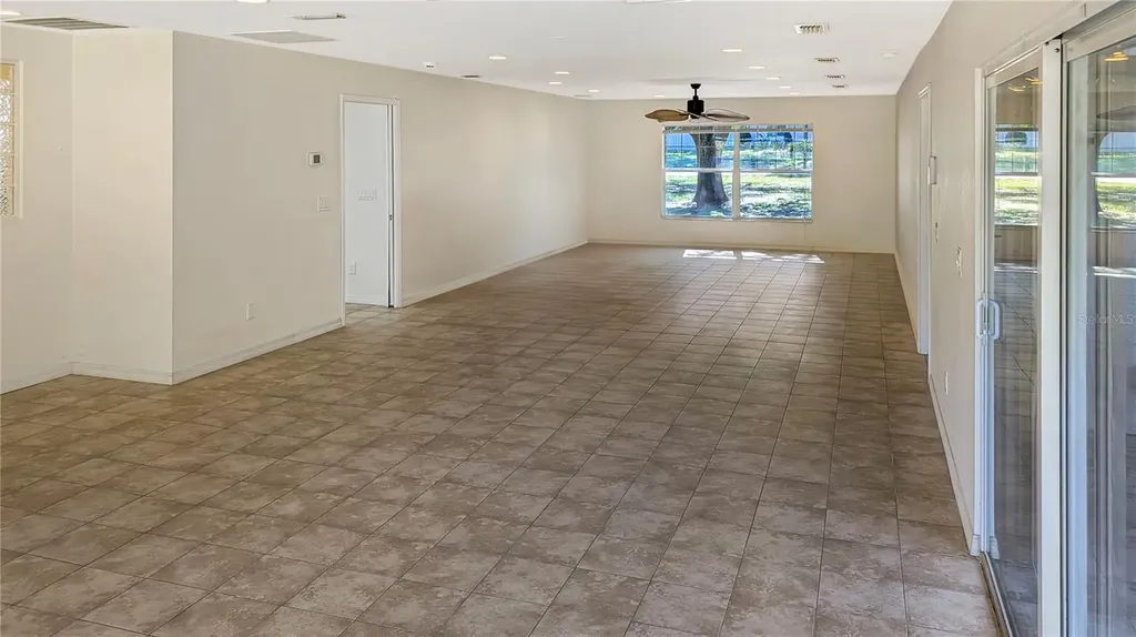 7129 Oakwind Drive Orlando FL 32818