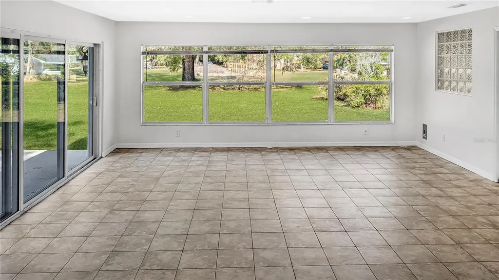 7129 Oakwind Drive Orlando FL 32818