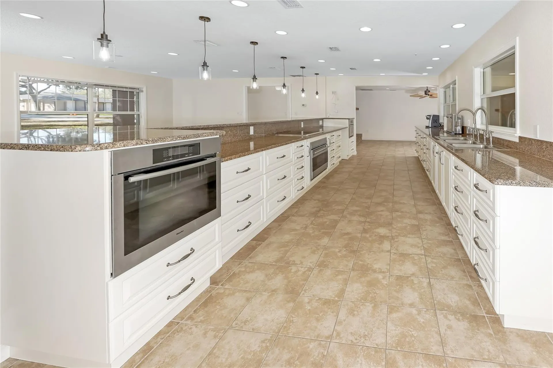 7129 Oakwind Drive Orlando FL 32818