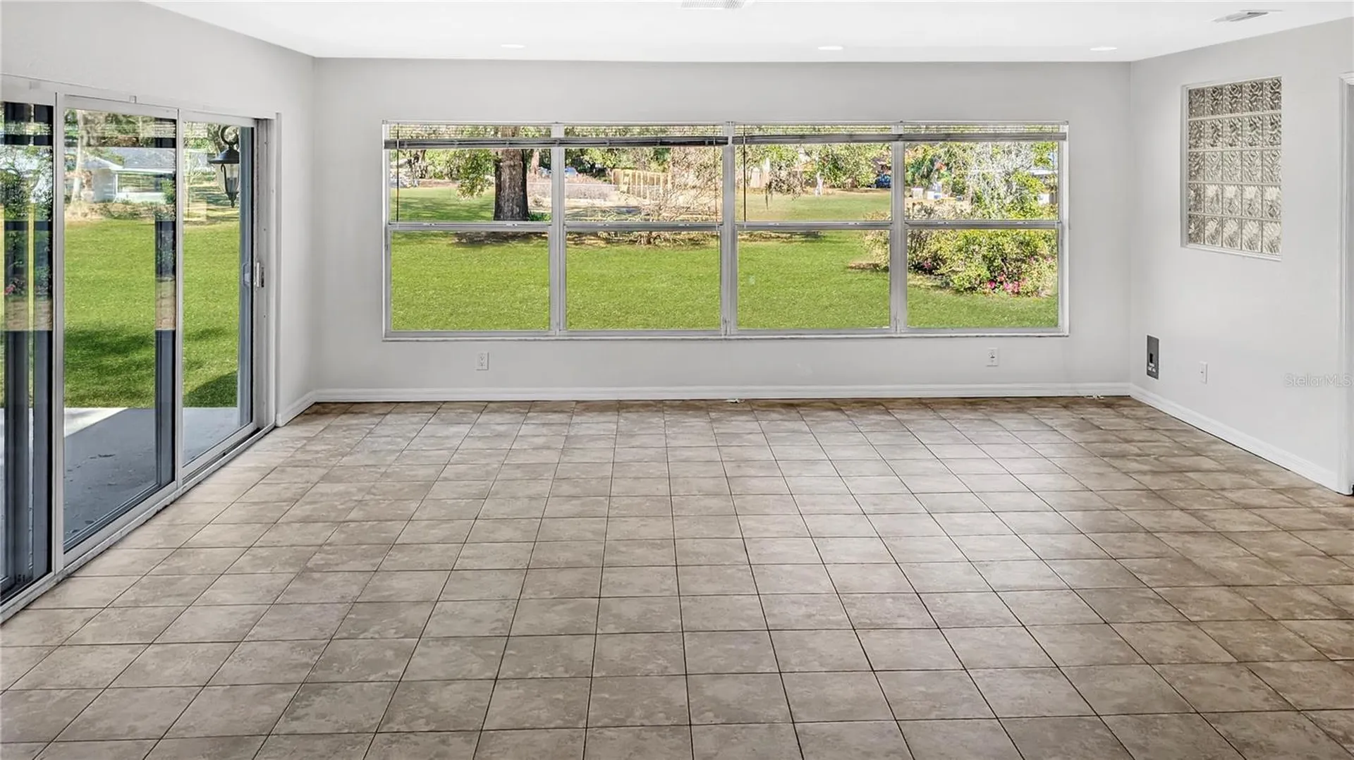 7129 Oakwind Drive Orlando FL 32818