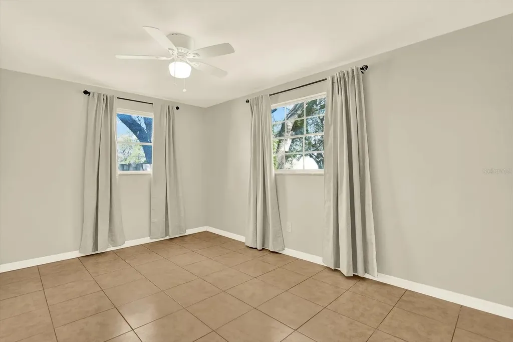 11404 N 52nd Street Tampa FL 33617