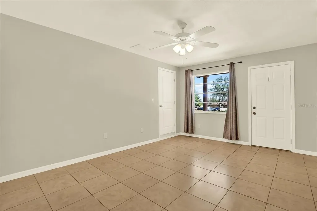11404 N 52nd Street Tampa FL 33617