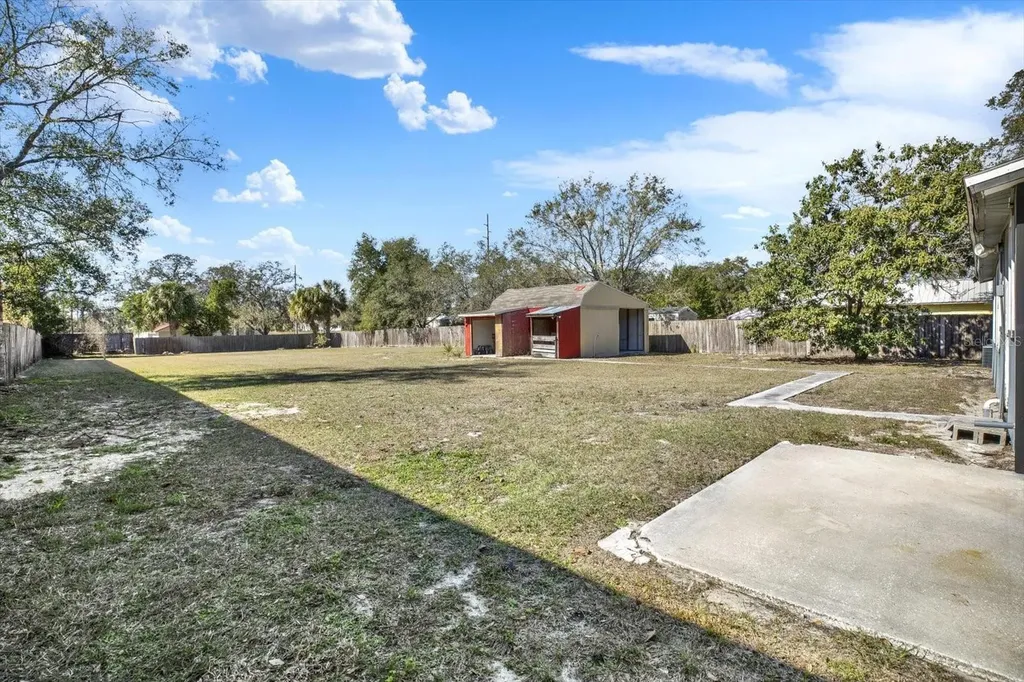 11404 N 52nd Street Tampa FL 33617