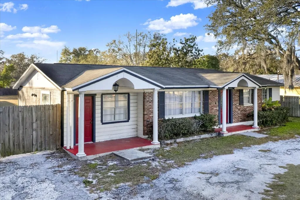 11404 N 52nd Street Tampa FL 33617