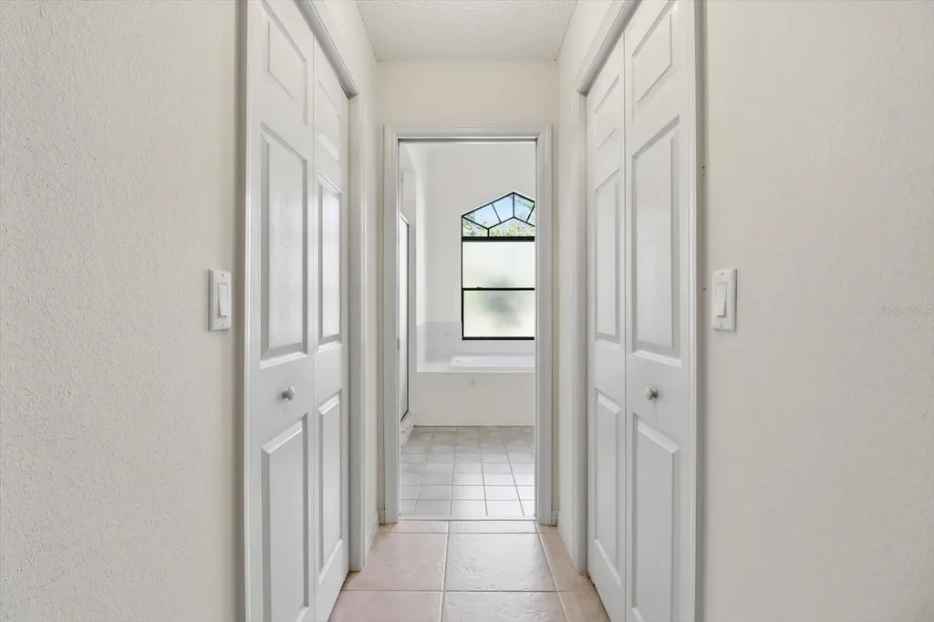 1724 E Mckinley Street Hernando FL 34442
