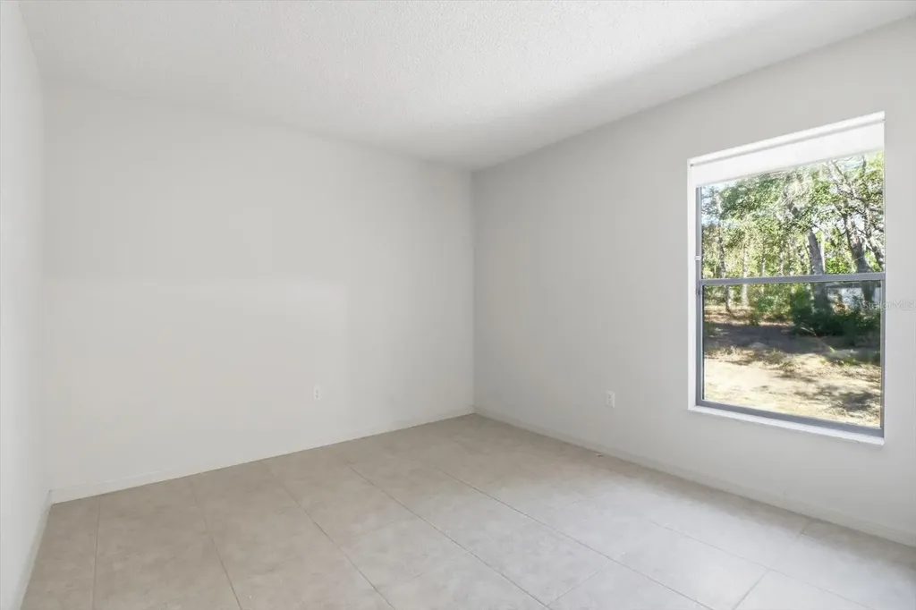 1724 E Mckinley Street Hernando FL 34442