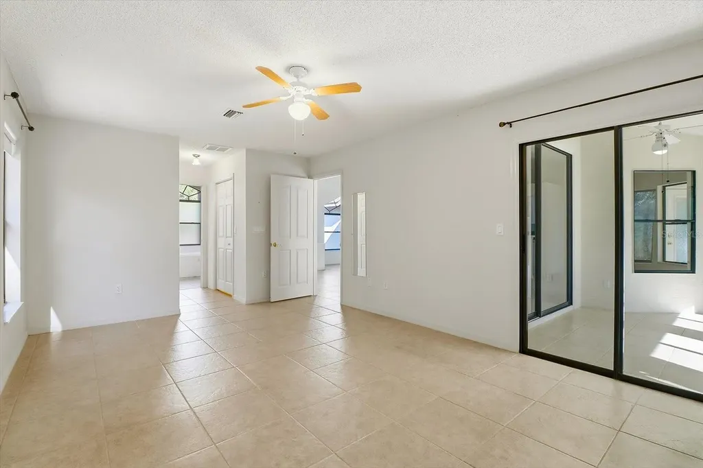 1724 E Mckinley Street Hernando FL 34442