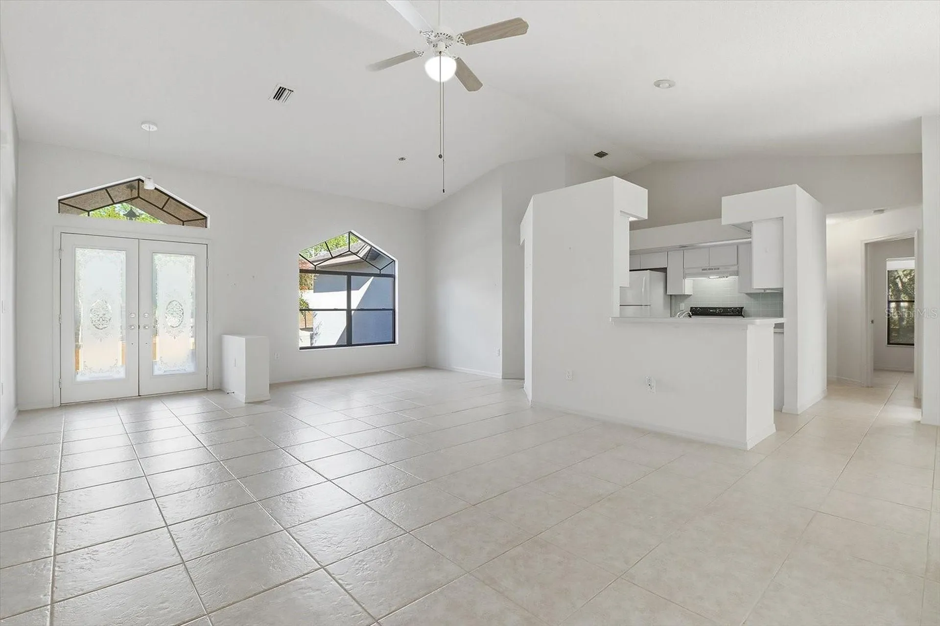 1724 E Mckinley Street Hernando FL 34442