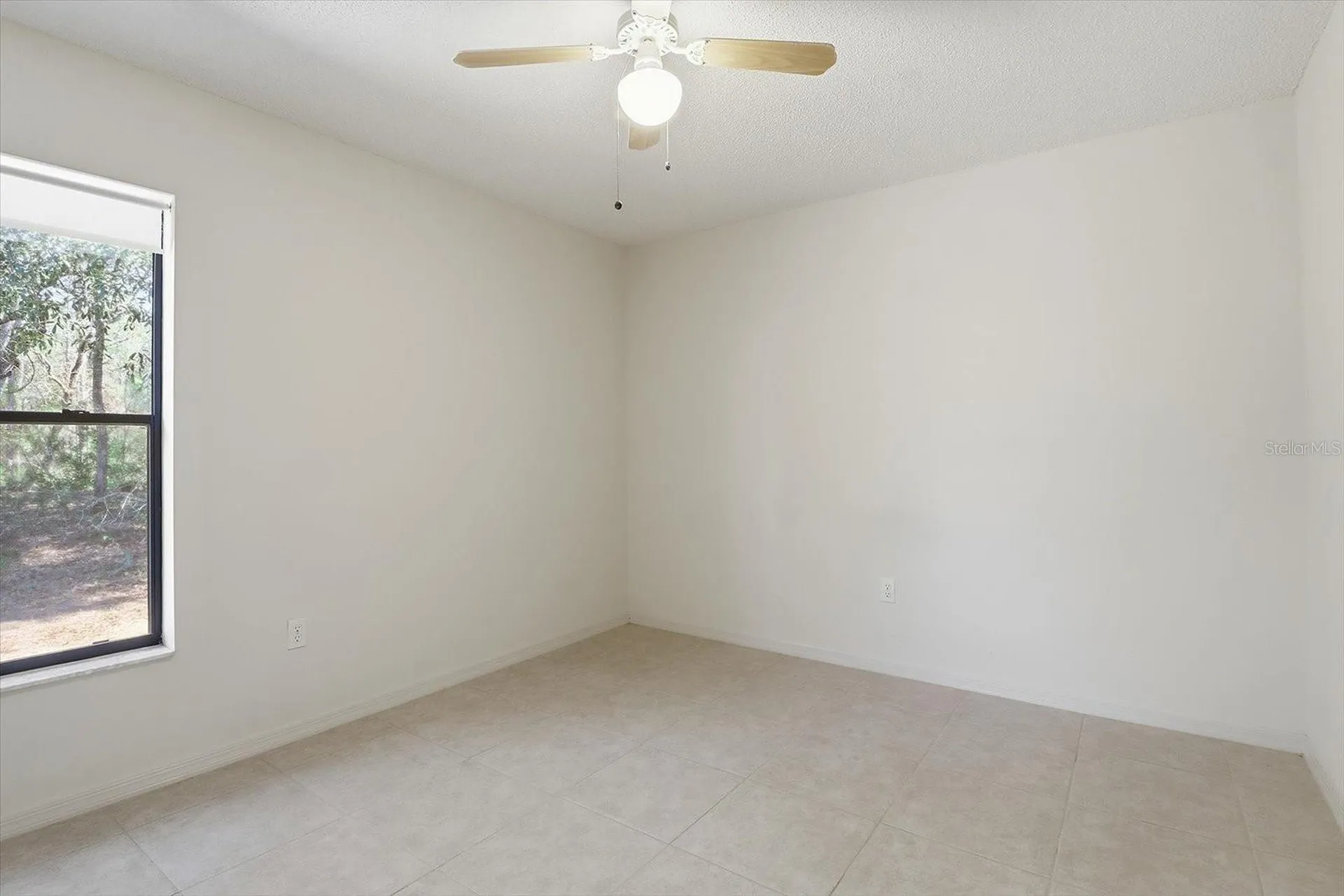 1724 E Mckinley Street Hernando FL 34442