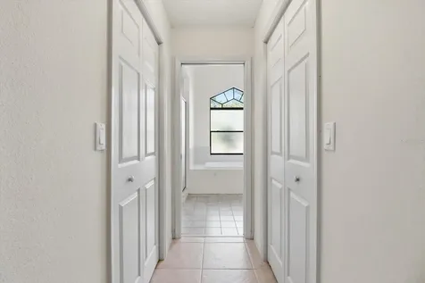 1724 E Mckinley Street Hernando FL 34442