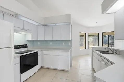 1724 E Mckinley Street Hernando FL 34442