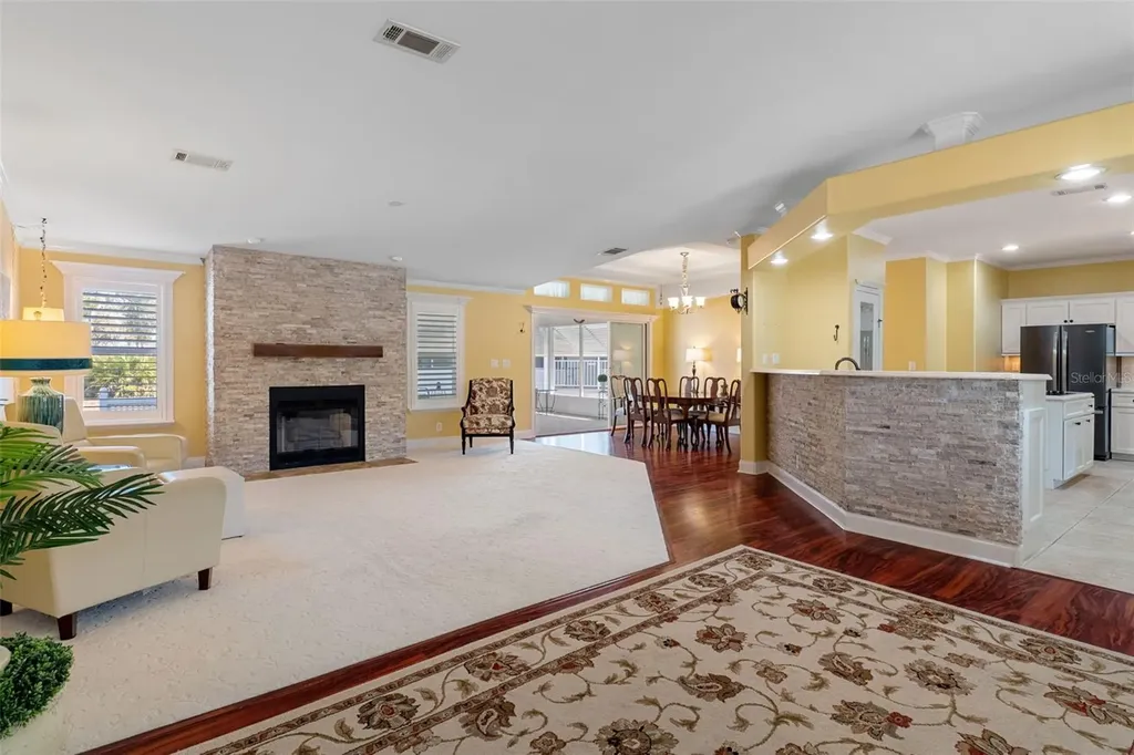 102 Woody Court Wildwood FL 34785