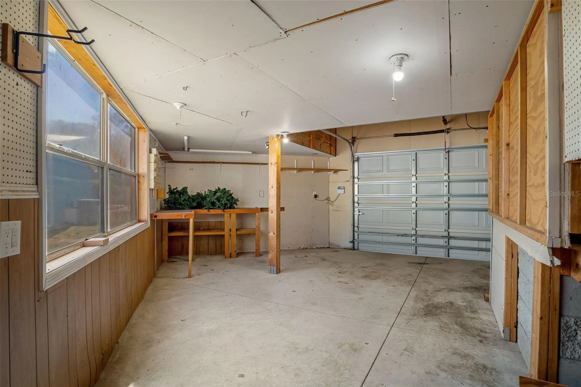 102 Woody Court Wildwood FL 34785