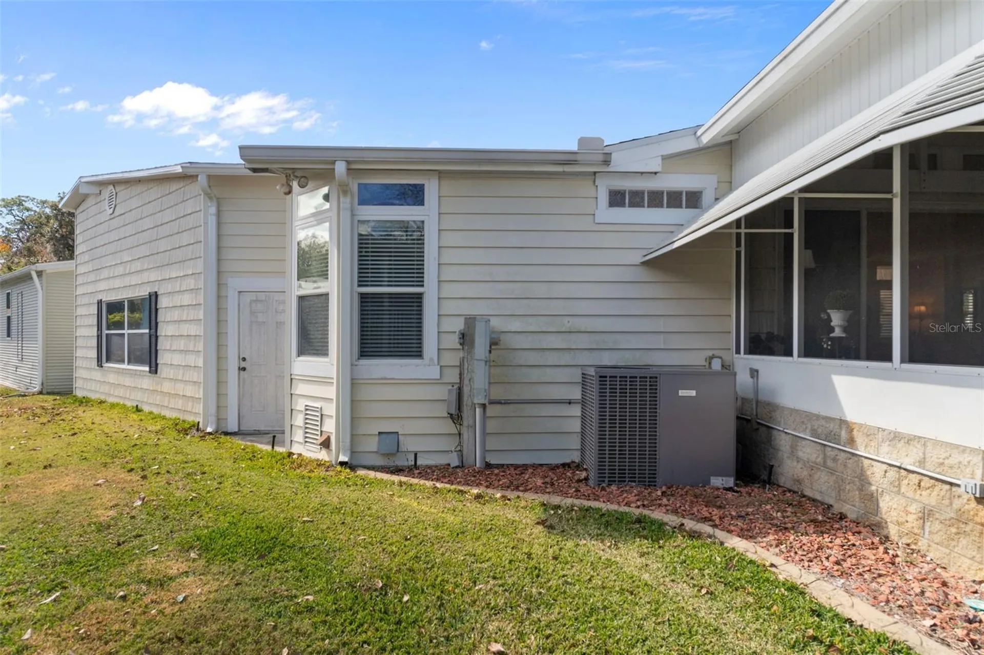 102 Woody Court Wildwood FL 34785