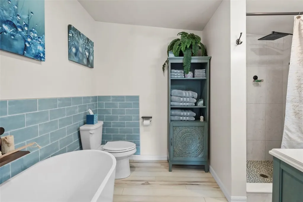 105 Tucker Avenue Sarasota FL 34232