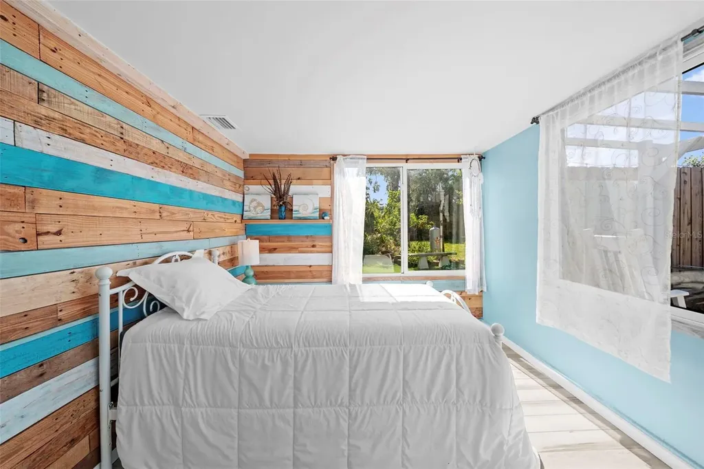 105 Tucker Avenue Sarasota FL 34232