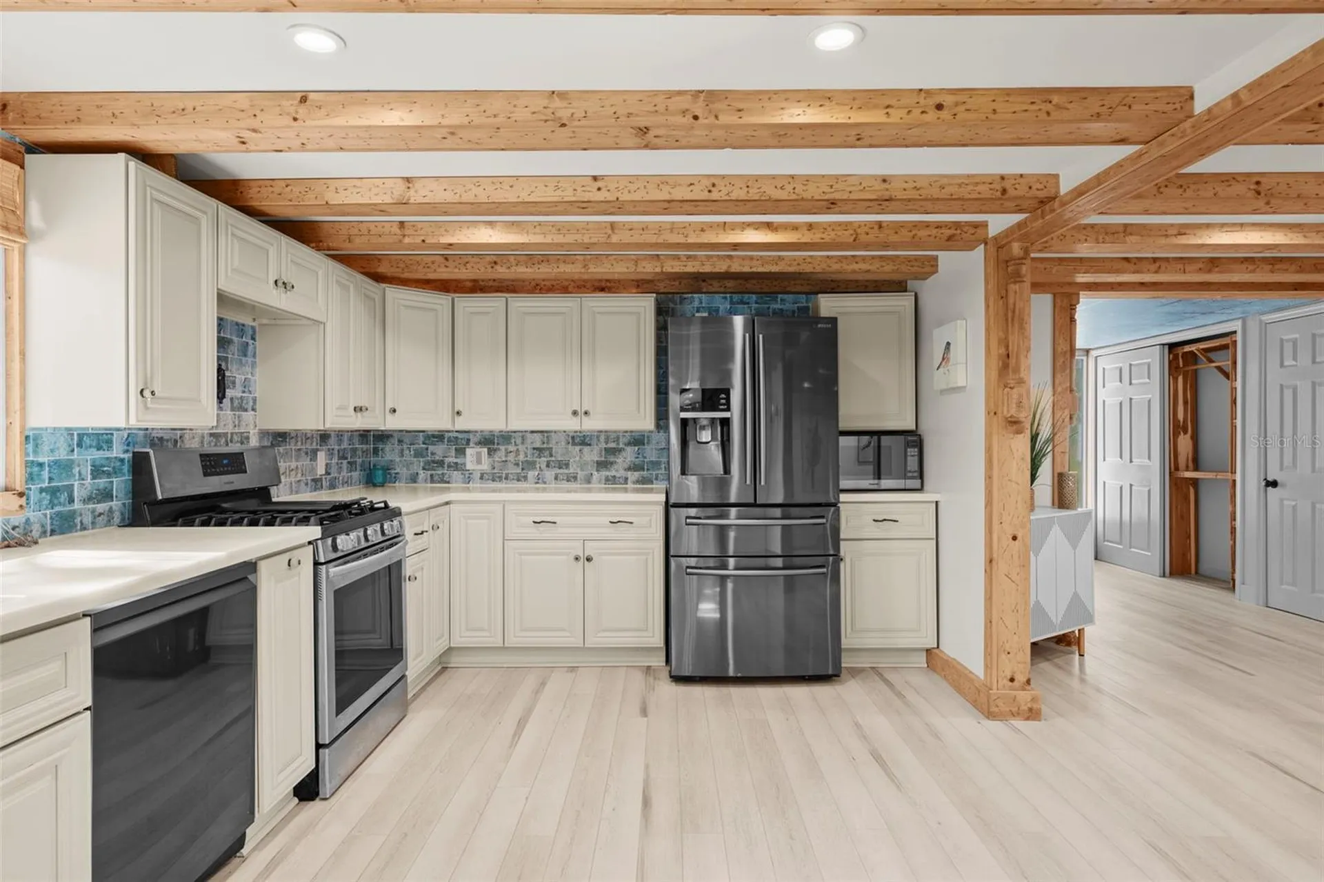 105 Tucker Avenue Sarasota FL 34232